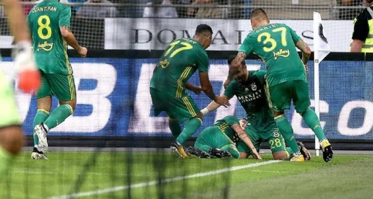 Fenerbahçe Mengalahkan Sturm Graz dan Melangkah ke Babak Play-Off Liga Champions