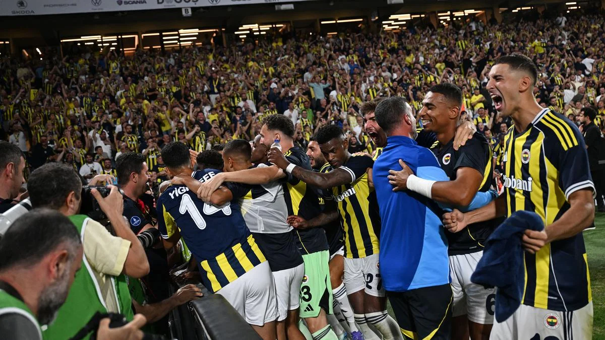 Fenerbahçe Siap Melaju ke Babak Play-Off Liga Champions Setelah Mengalahkan Sturm Graz