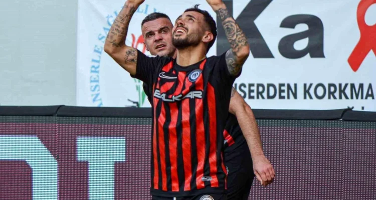 Galatasaray dan Çorum FK Berbagi Poin di Awal Musim