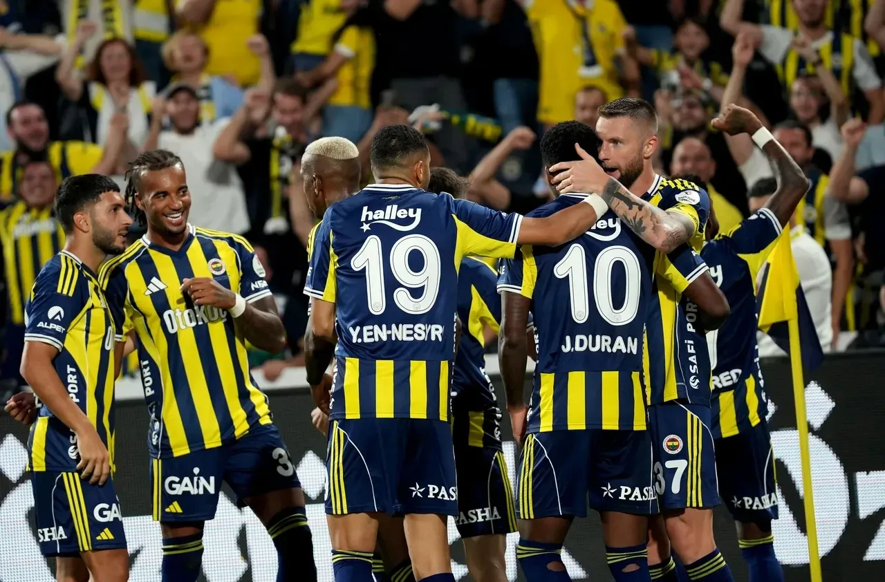 Gençlerbirliği vs Fenerbahçe: Pertandingan yang Penuh Drama dan Kontroversi