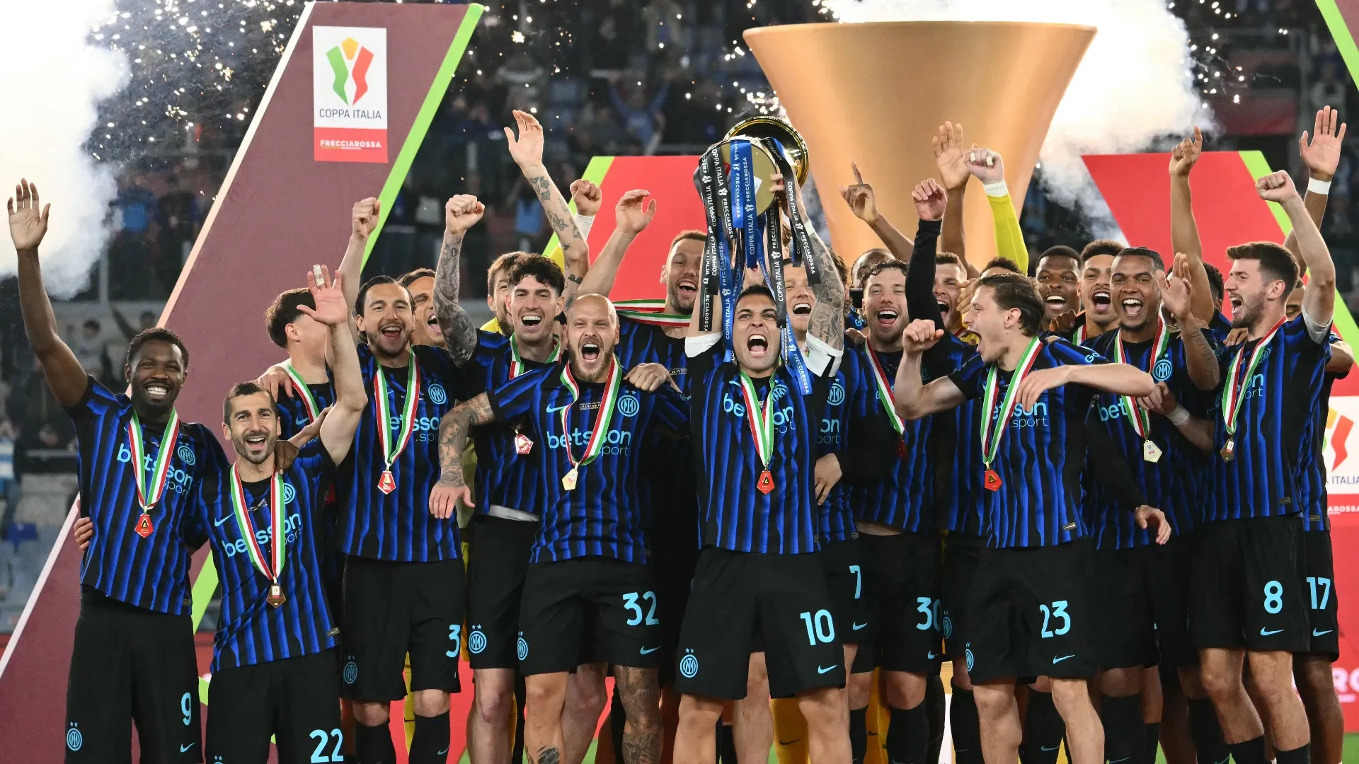 Genoa dan Lazio Mengalami Kejutan dalam Coppa Italia, Sementara Inter Milan Mengumumkan Penandatanganan Djed Spence