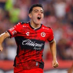 Gilberto Mora Bintang dalam Kemenangan Tijuana Atas Cruz Azul