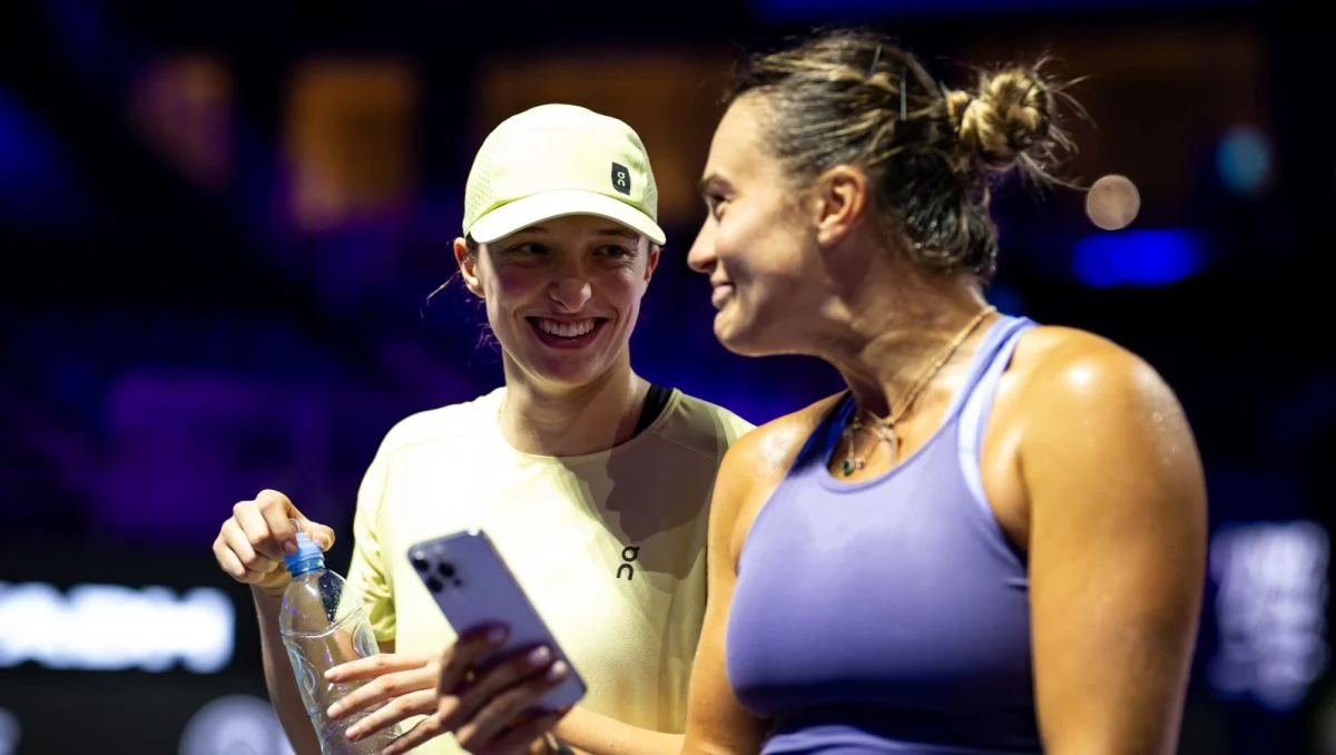 Iga Świątek Dominasi Turnamen WTA di Toronto