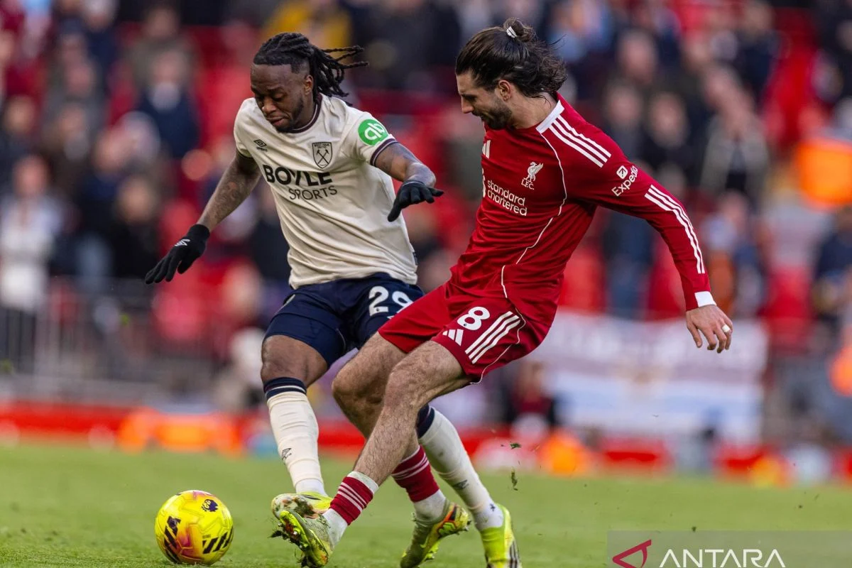 Liverpool Tampil Percaya Diri, Menang 2-0 Atas Como di Anfield