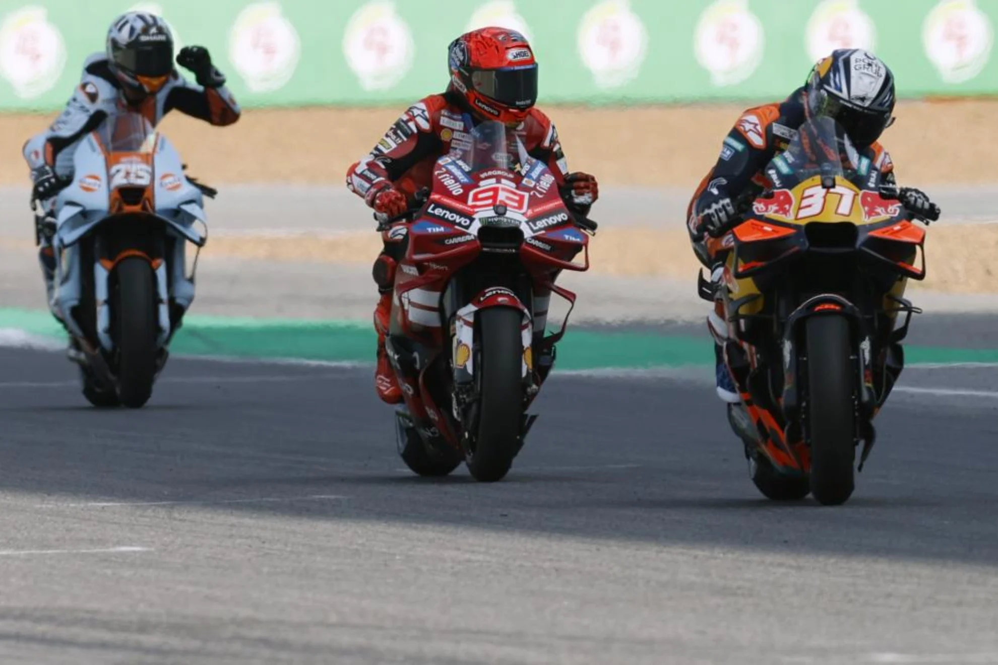 Marc Márquez Terpuruk, Raúl Fernández Dominasi GP Silverstone