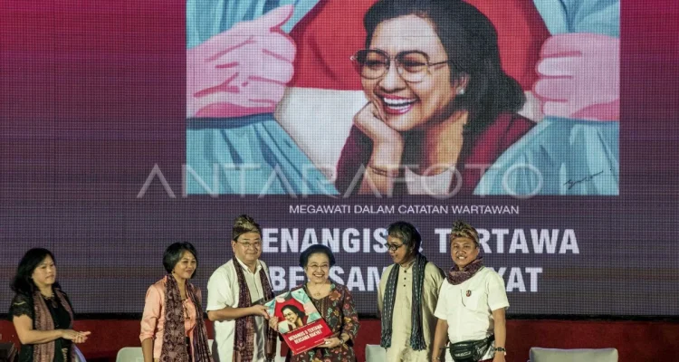 Mengenal Sosok Megawati Soekarnoputri dan Kehadirannya dalam Peluncuran Buku Autobiografi Erros Djarot