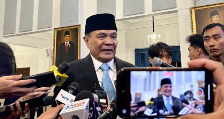 Menteri Koordinator Bidang Politik dan Keamanan Djamari Chaniago: Indonesia Tidak Boleh Jadi Tempat Transit Barang Ilegal