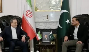 Menteri Luar Negeri Iran Diskusikan Perkembangan Regional dengan Pakistan dan Oman