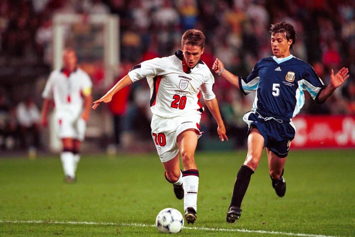 Michael Owen: Liverpool dan Tottenham dalam Persaingan Sengit di Dunia Sepakbola