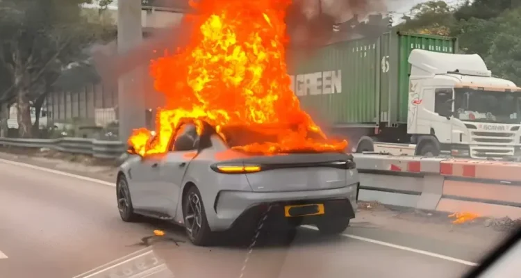 Mobil Listrik BYD Seal Terbakar di Tol Cikampek: Apa Penyebabnya?