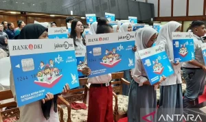 Pemerintah DKI Jakarta Salurkan KJP Plus Tahap 1 untuk 707 Ribu Siswa