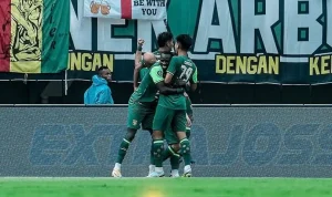 Persebaya Surabaya Unggul Atas Arema FC, Yuran Robek Jala Singo Edan