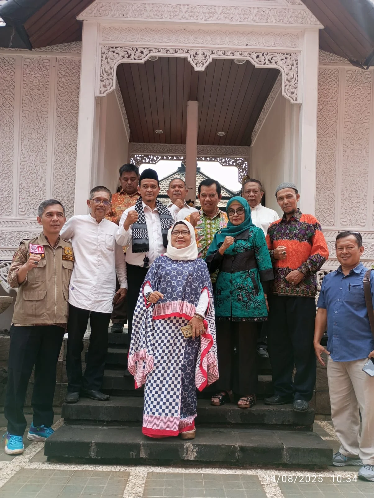 Pimpinan MPR Berziarah ke Makam Bung Hatta: Mengenang Pemikiran dan Jasa Beliau