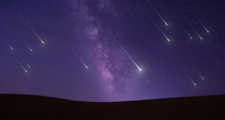 Puncak Hujan Meteor Perseid: Fenomena Langit yang Menarik