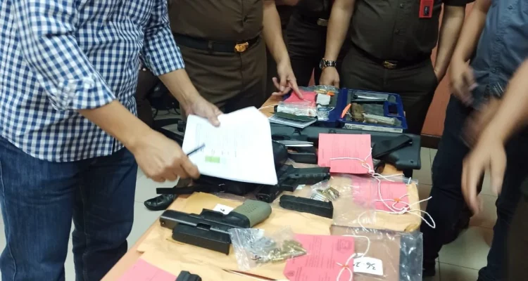 Puslabfor Polri Temukan 30 Item Barang Bukti di Sekolah Swasta Jaksel
