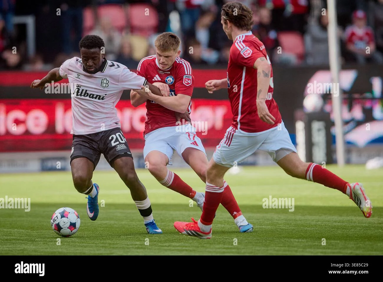 Silkeborg vs OB: Pertandingan Sengit di Danish Superliga 2026