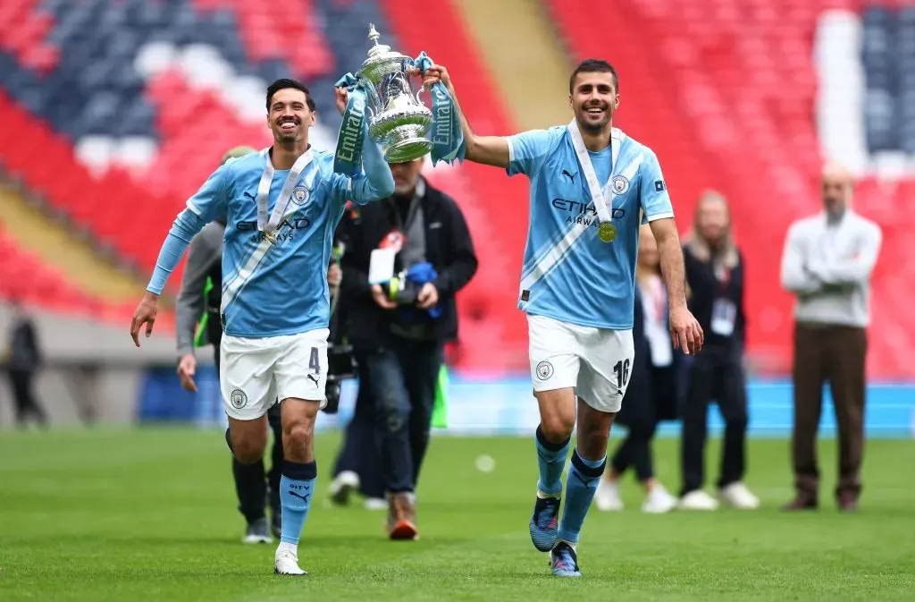 Tijjani Reijnders dan Rodri Tinggalkan Manchester City, Enzo Maresca Siap Rebuild Midfield