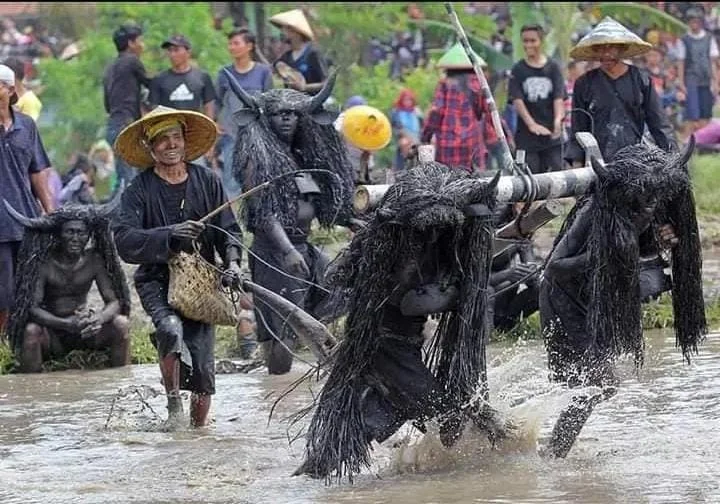 Tradisi Tolak Bala: Mengenal Makna dan Sejarah di Balik Ritual Unik di Indonesia