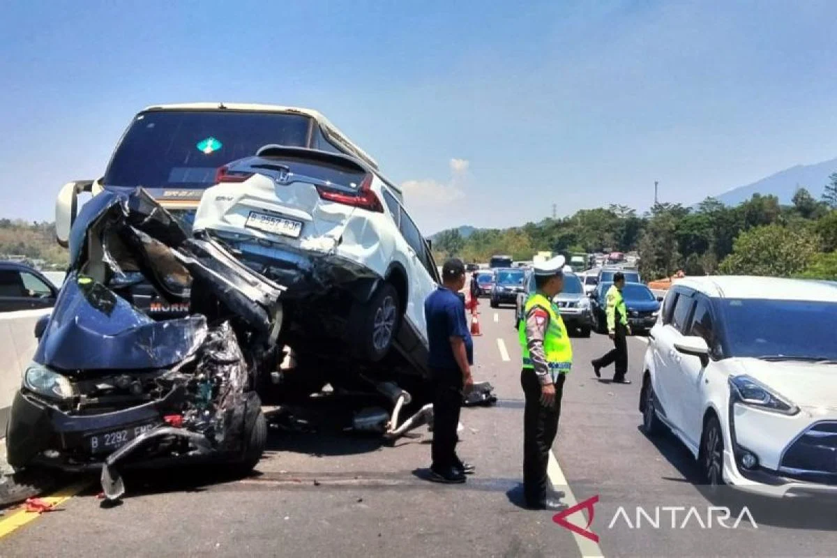 Tragedi di Colorado: 5 Remaja Meninggal dalam Kecelakaan Mobil