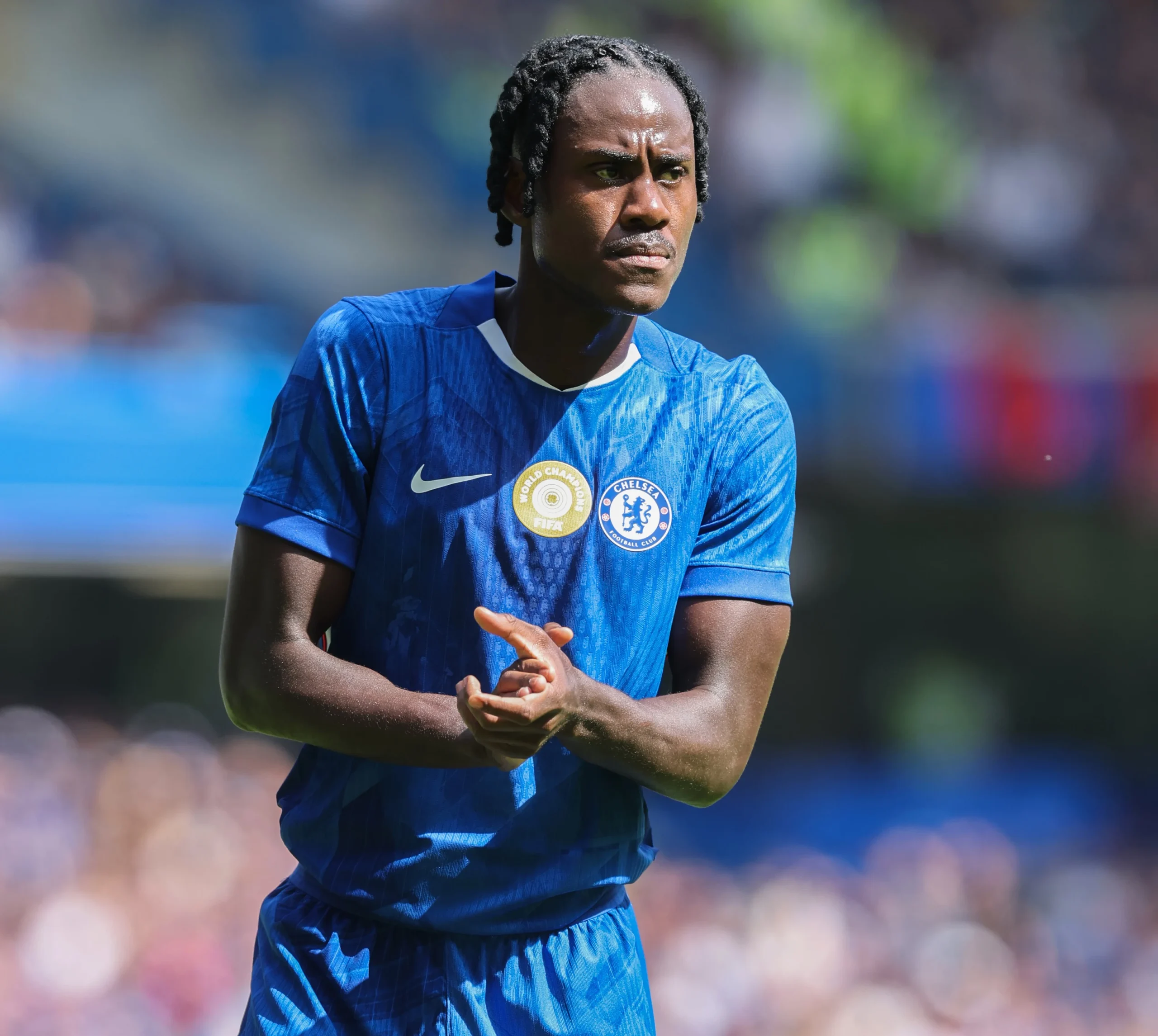 Trevoh Chalobah Resmi Tinggalkan Chelsea Setelah 18 Tahun untuk Bergabung dengan Como